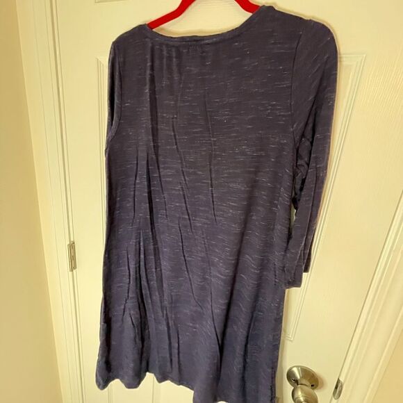 Two Hilary Radley long sleeve dresses. Blue and gray/White. Both Large - Picture 9 of 9